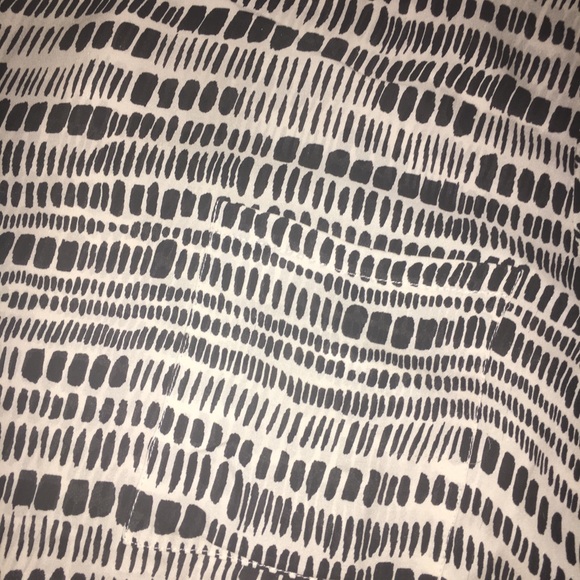 Top - Picture 2 of 3